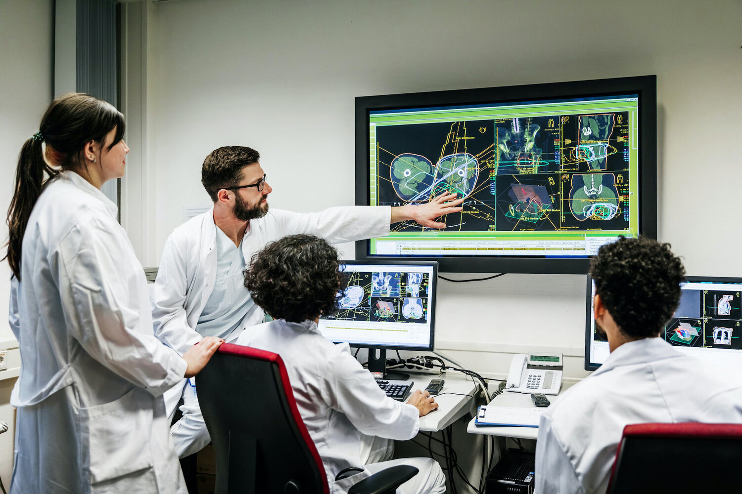 Including race in clinical algorithms can both reduce and increase health inequities – it depends on what doctors use them for - Vimarsana News